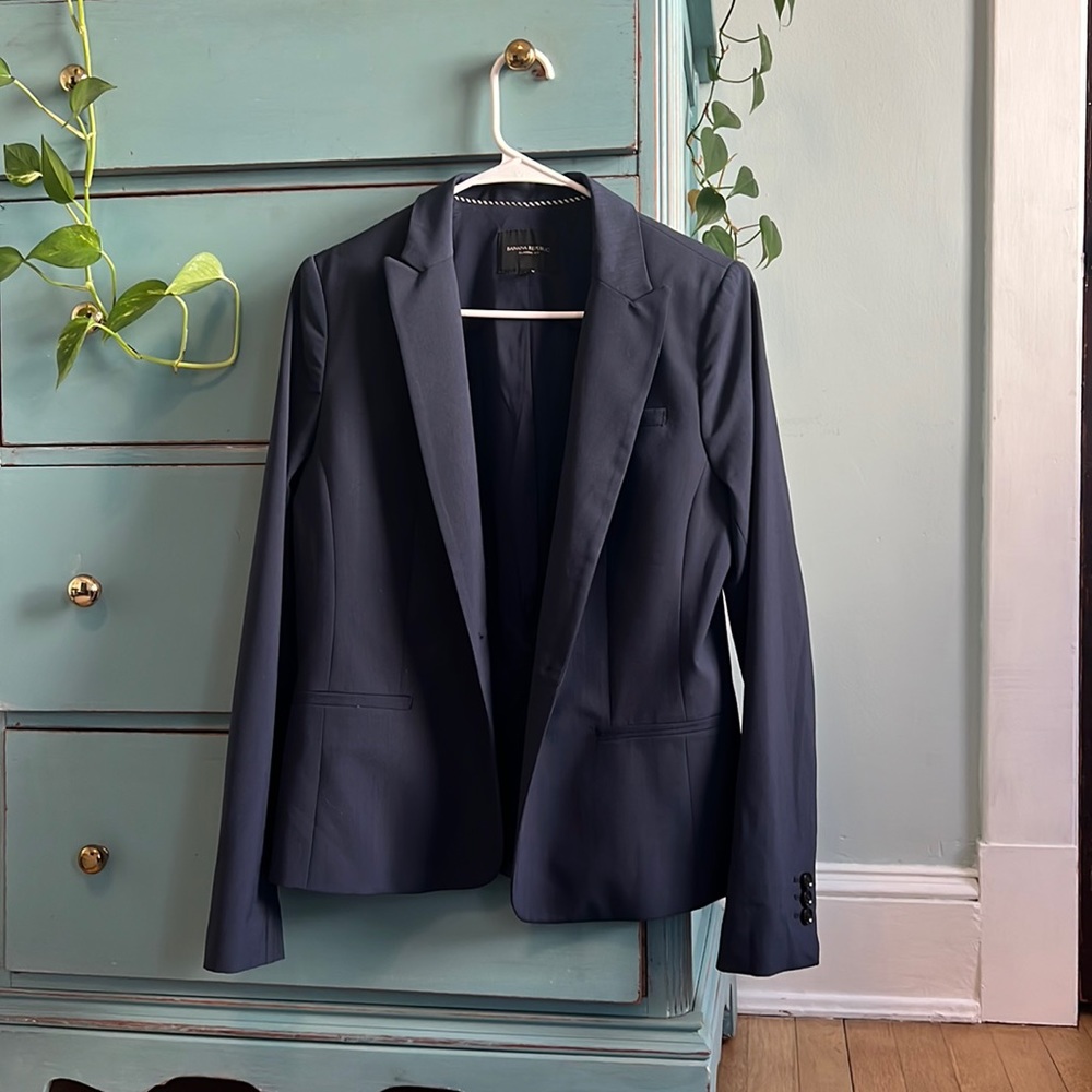 Banana Republic Classic Fit Women’s Italian Wool Blazer